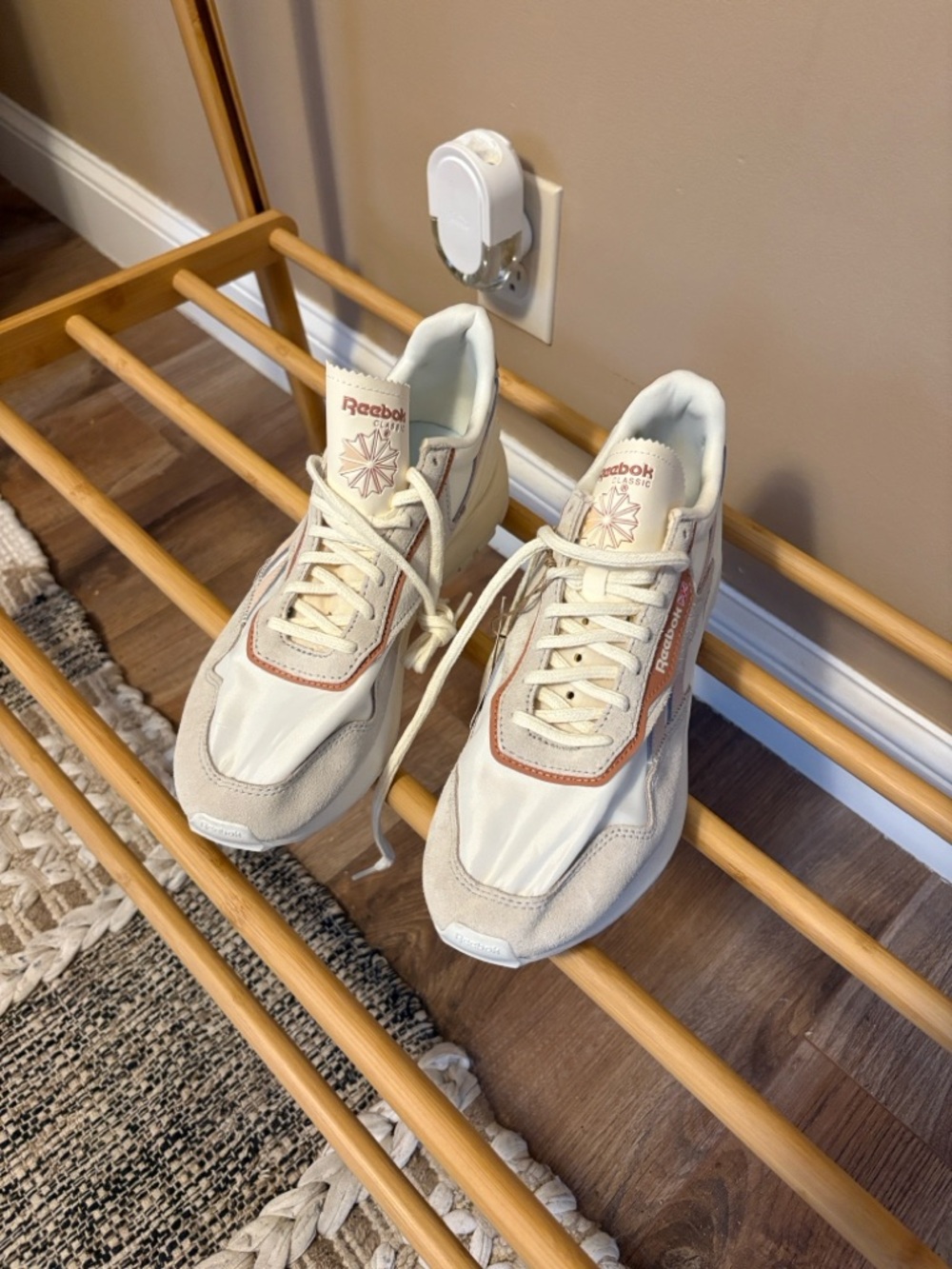 Reebok Classic Leather Legacy AZ Sneaker SIZE (10)